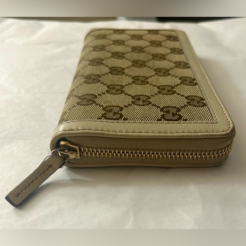 Gucci Beige/Gold GG Canvas and Leather Sukey Continental Wallet - Picture 9 of 11